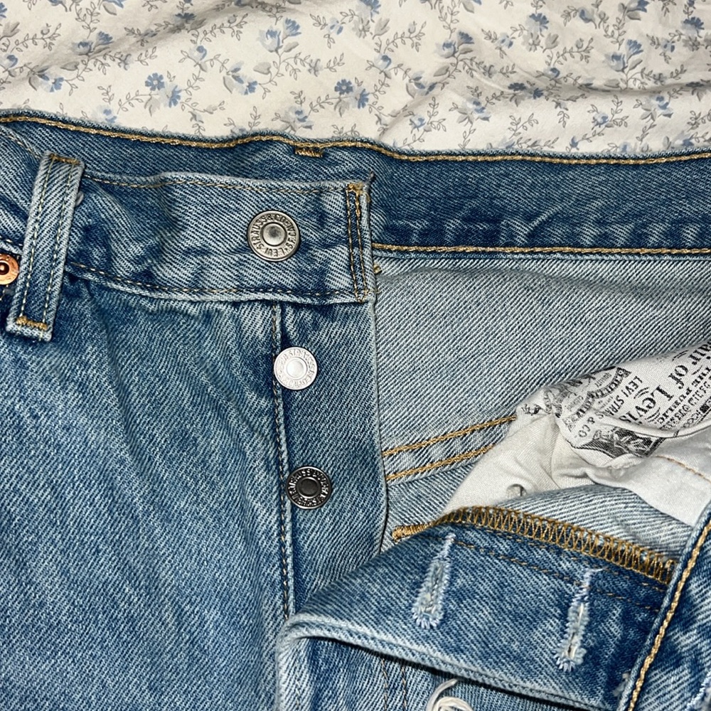 Levi's Blue Distressed Jean Shorts - Picture 4 of 5